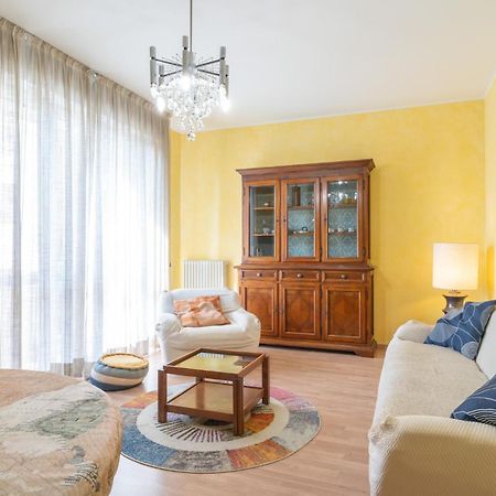 Spacious Apartment At Como Lake Mandello del Lario Extérieur photo